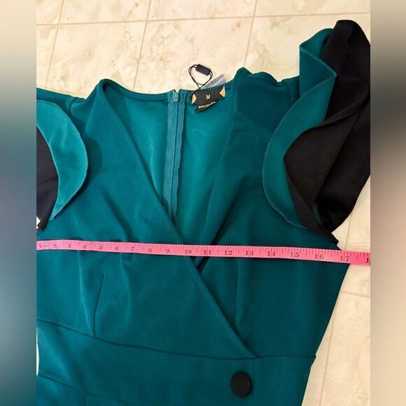 MIUSOL Button Detail Split Hem Dress - Picture 9 of 10